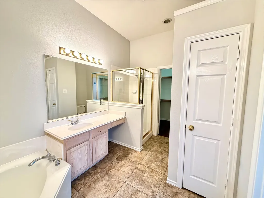 4308 Linda Kay Lane Grand Prairie TX 75052