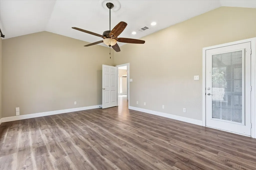 289 County Road 1170 Road Decatur TX 76234