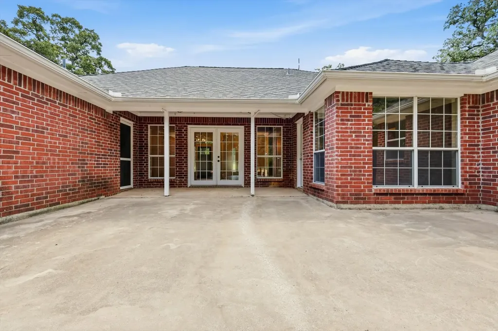 289 County Road 1170 Road Decatur TX 76234