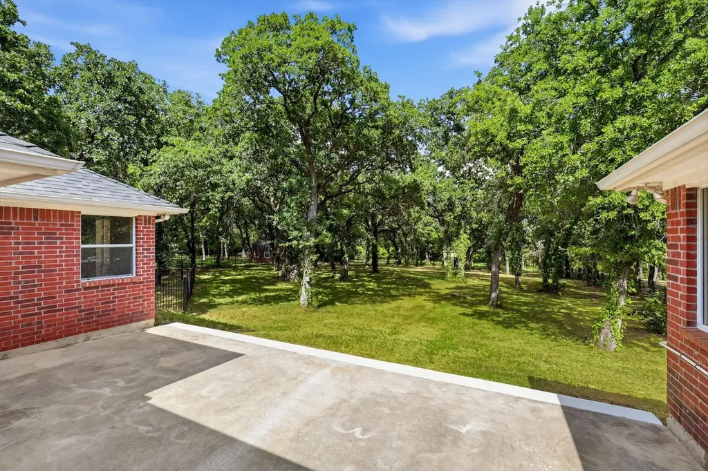 289 County Road 1170 Road Decatur TX 76234