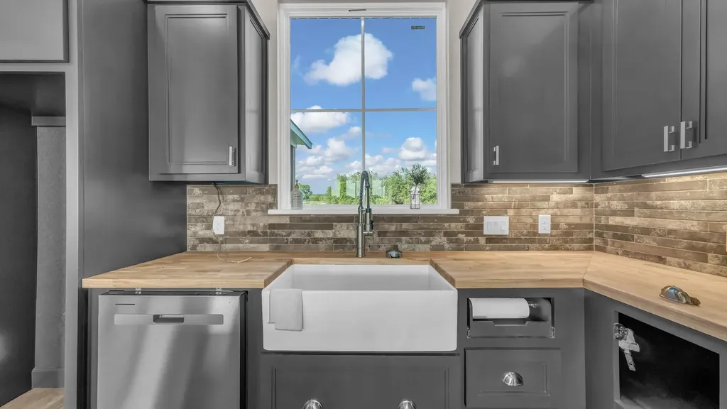 3171-B Pear Orchard Road Granbury TX 76048