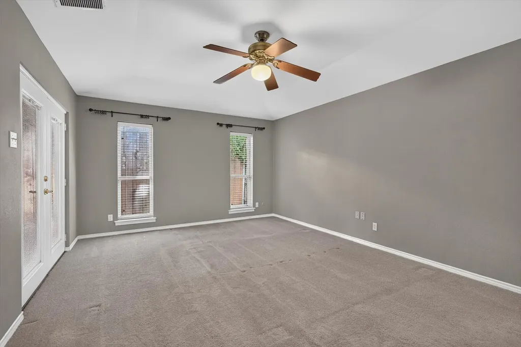 8833 Kenton Drive Dallas TX 75231