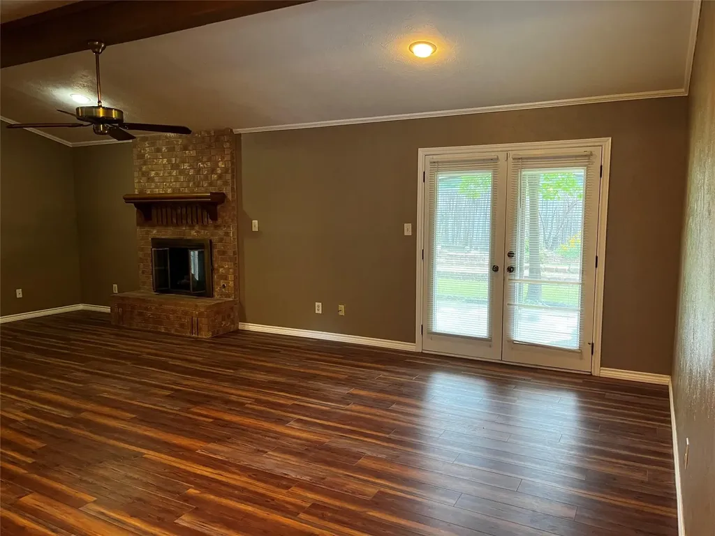 328 Jamie Way Greenville TX 75402