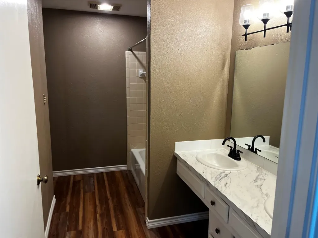 328 Jamie Way Greenville TX 75402