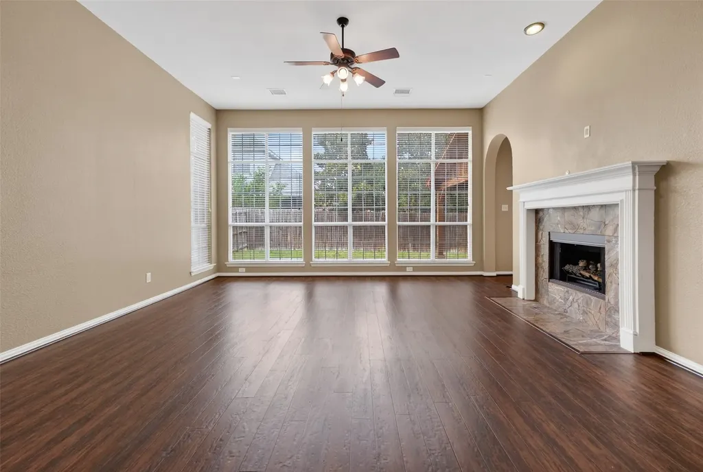 6421 Fieldcrest Lane Sachse TX 75048