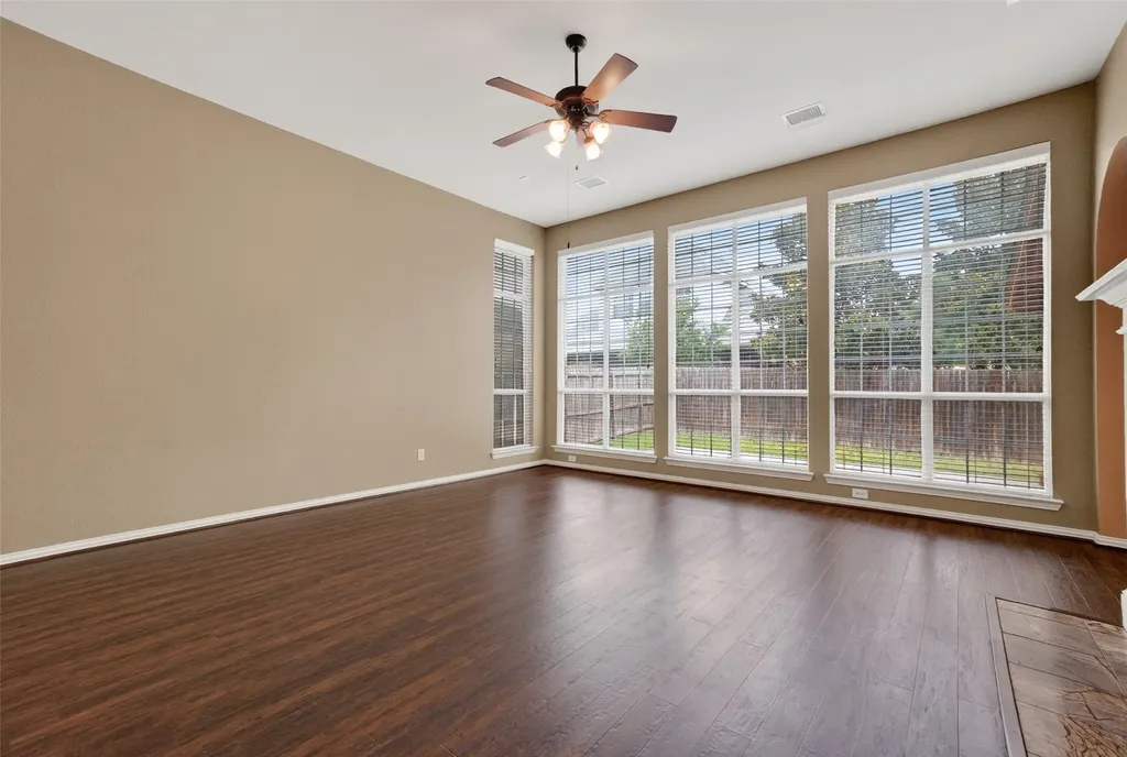 6421 Fieldcrest Lane Sachse TX 75048