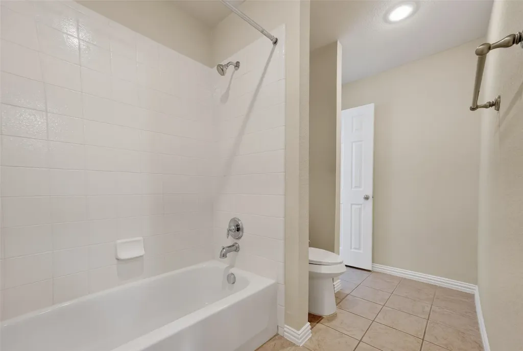6421 Fieldcrest Lane Sachse TX 75048