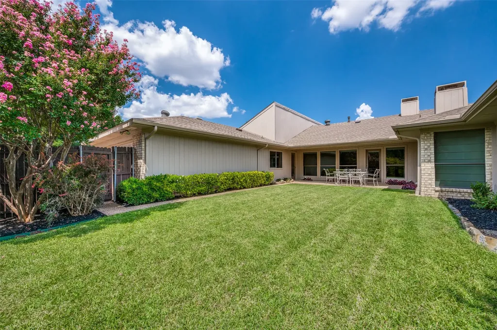 2005 Stain Glass Drive Plano TX 75075