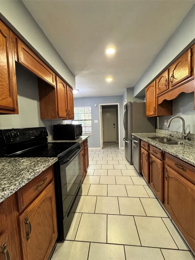 2730 Centennial Drive Garland TX 75042