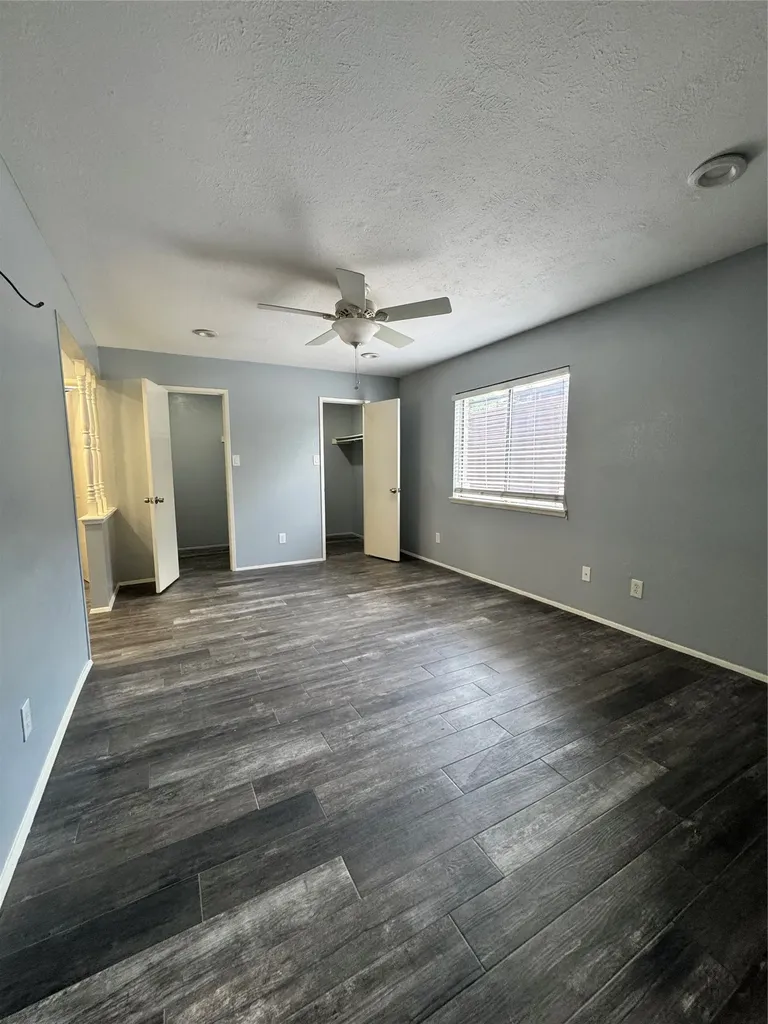 2730 Centennial Drive Garland TX 75042
