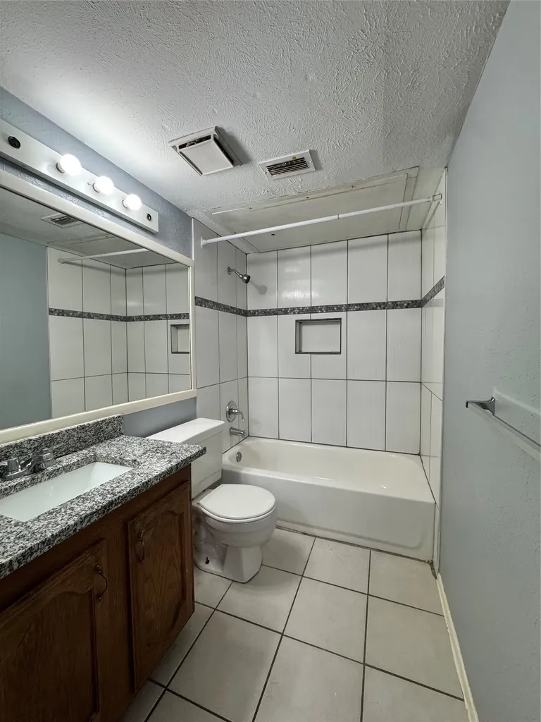 2730 Centennial Drive Garland TX 75042