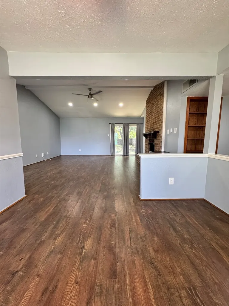 2730 Centennial Drive Garland TX 75042