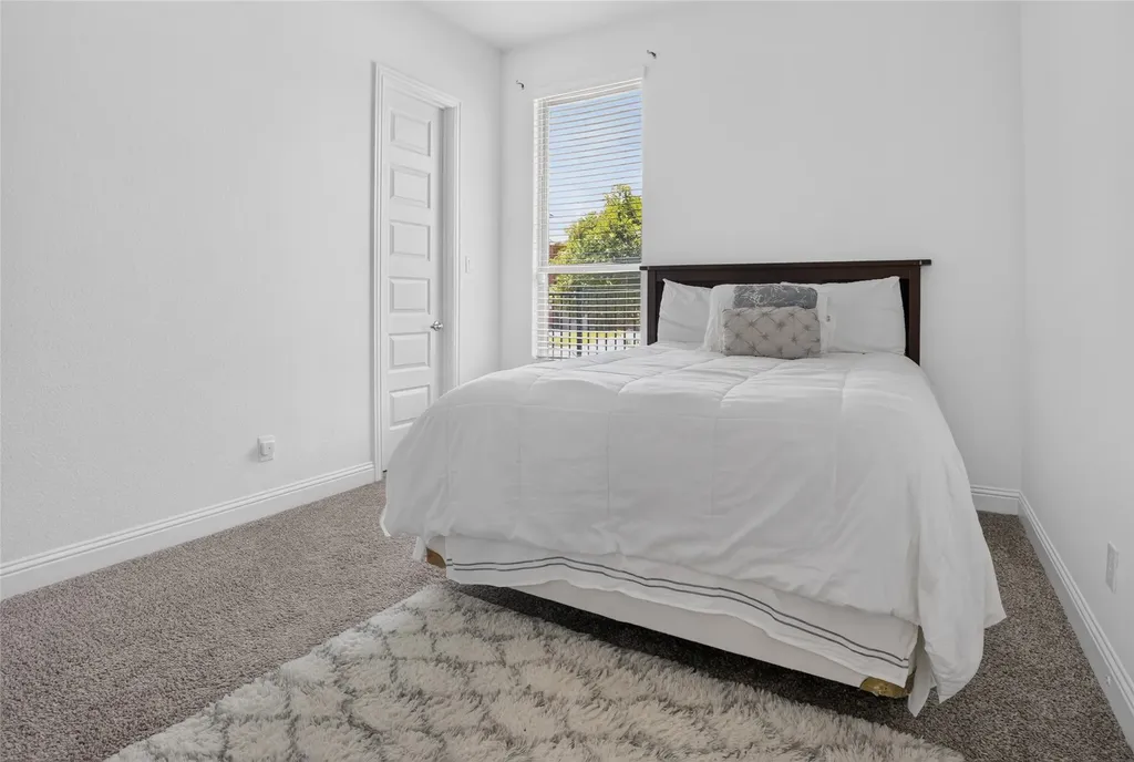 7223 Fallen Crest Lane Arlington TX 76001