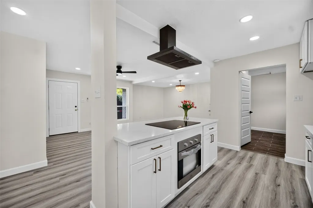 505 Pleasant Valley Road Garland TX 75040