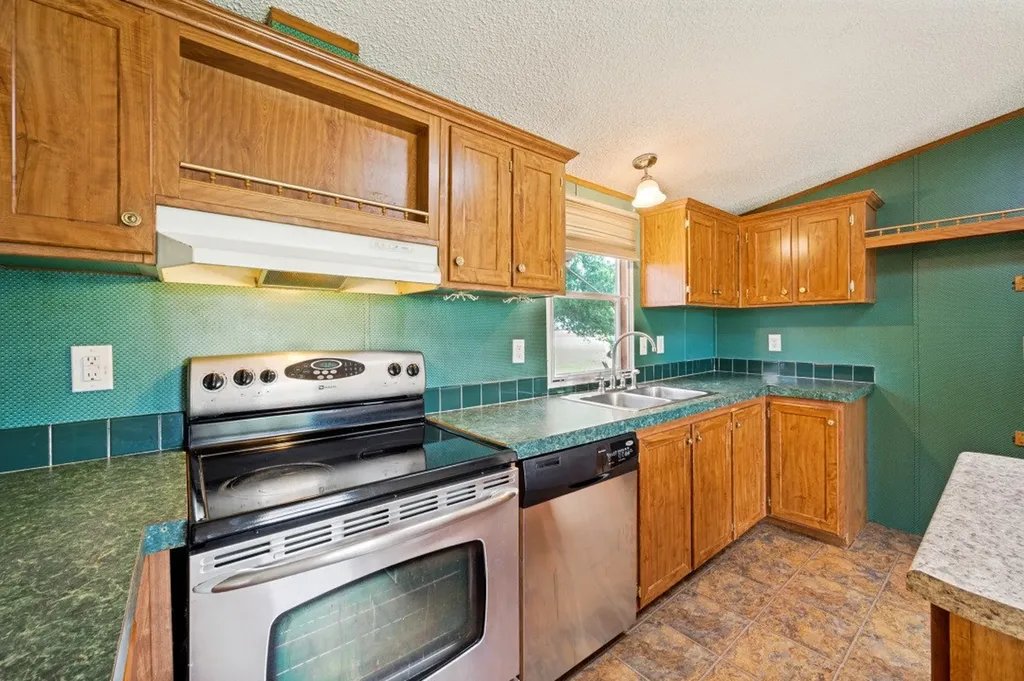 9495 Brittany Hill Road Sanger TX 76266