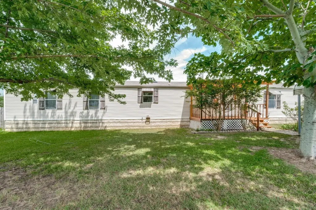 9495 Brittany Hill Road Sanger TX 76266