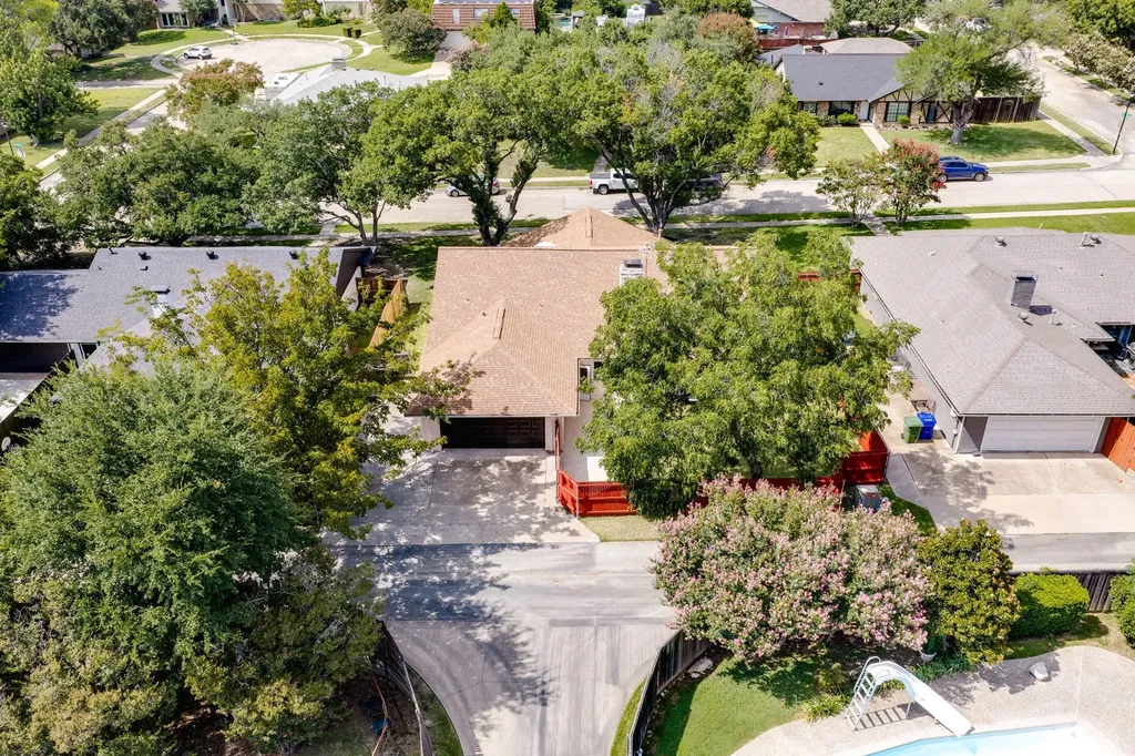 1422 Lincoln Drive Carrollton TX 75006