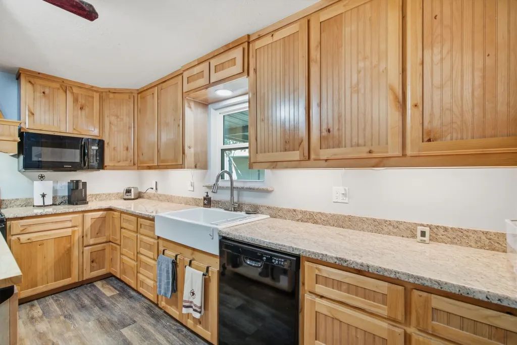 1718 County Road 143 Cisco TX 76437