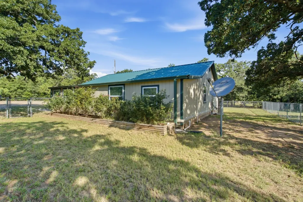 1718 County Road 143 Cisco TX 76437