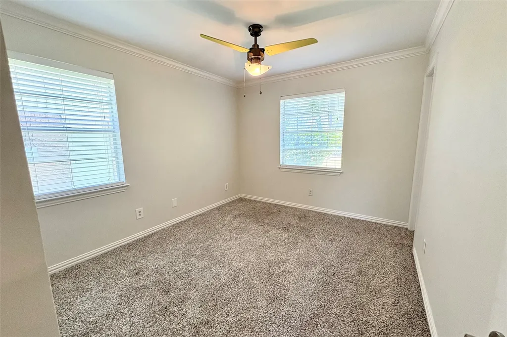 601 Carpenter Drive Garland TX 75040