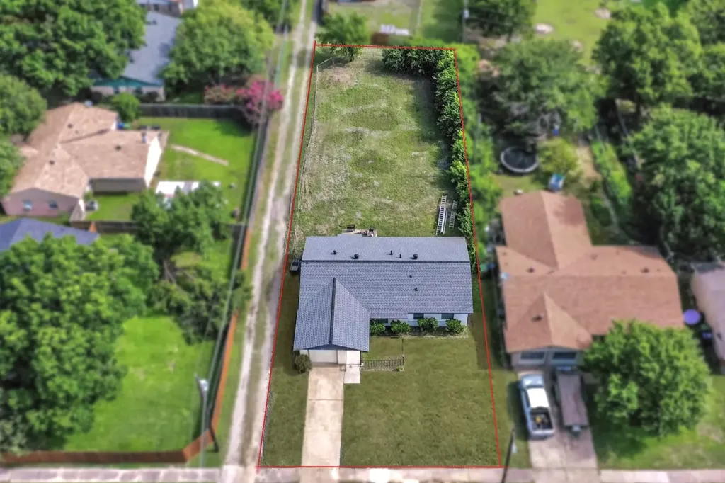 601 Carpenter Drive Garland TX 75040