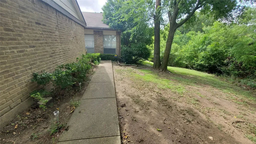 834 Pebble Beach Drive Garland TX 75043