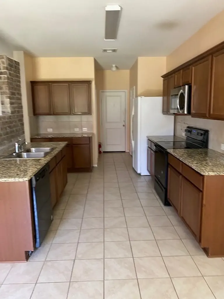 885 Levi Lane Forney TX 75126