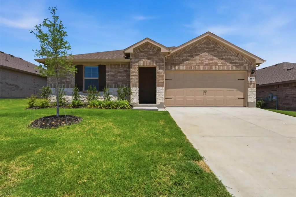 564 Marsh Street Cleburne TX 76033