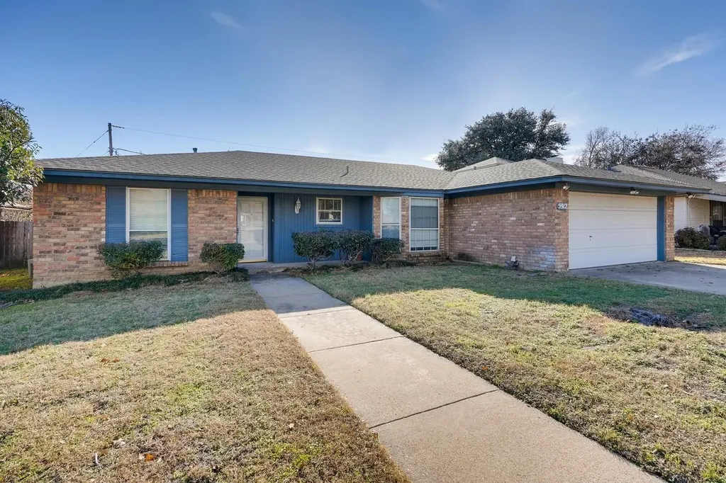 5912 Woodmeadow Drive Arlington TX 76016