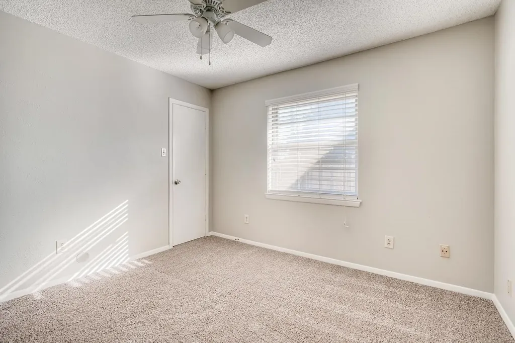 5912 Woodmeadow Drive Arlington TX 76016