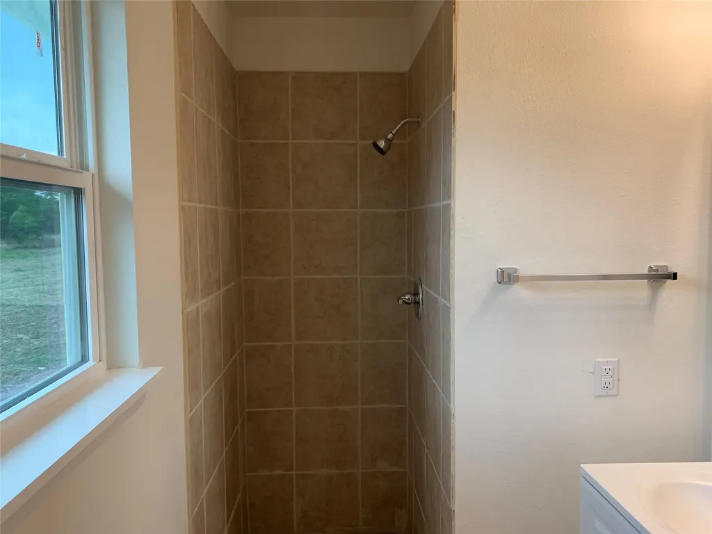 156 Bridlewood Lane Runaway Bay TX 76426