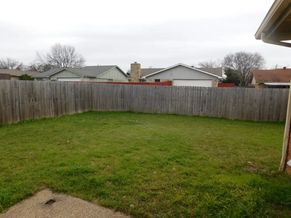 10234 White Elm Road Dallas TX 75243