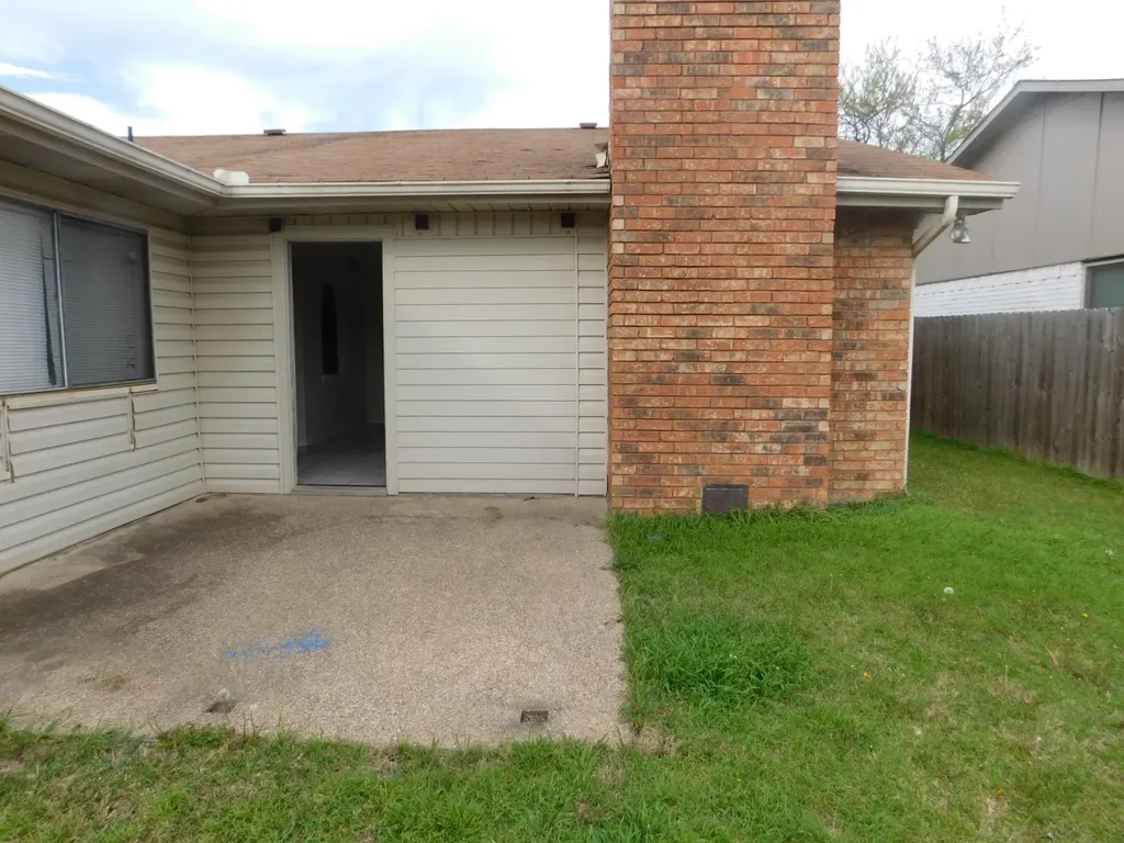 10234 White Elm Road Dallas TX 75243