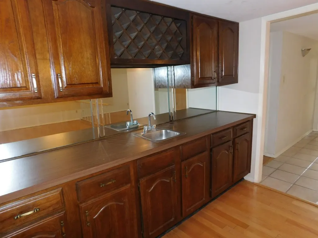 10234 White Elm Road Dallas TX 75243