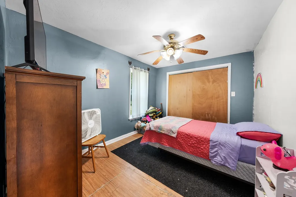 195 N Wood Street Emory TX 75440
