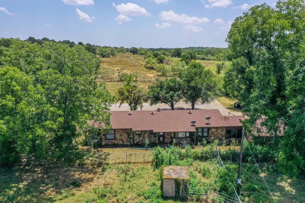 100 Acres Fm 1156 Jacksboro TX 76458
