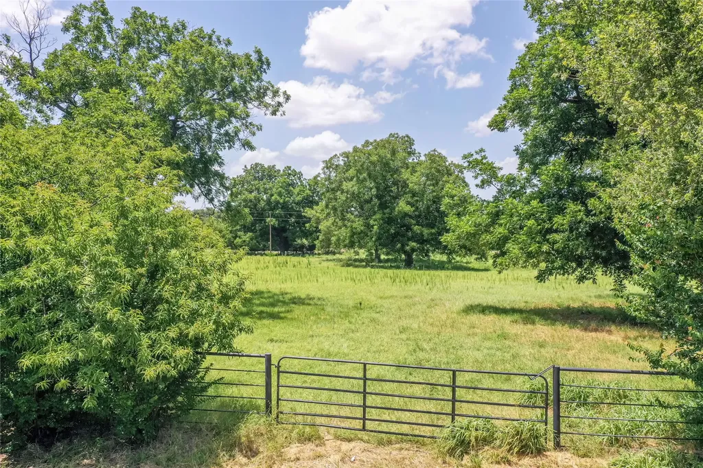 100 Acres Fm 1156 Jacksboro TX 76458
