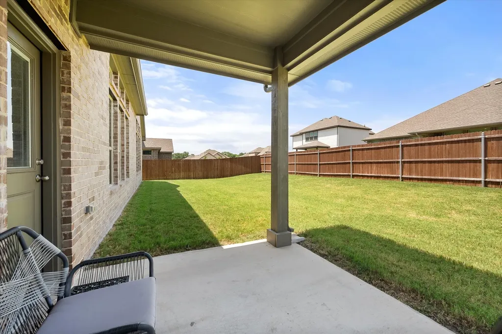 6037 Kansas Trail Midlothian TX 76065