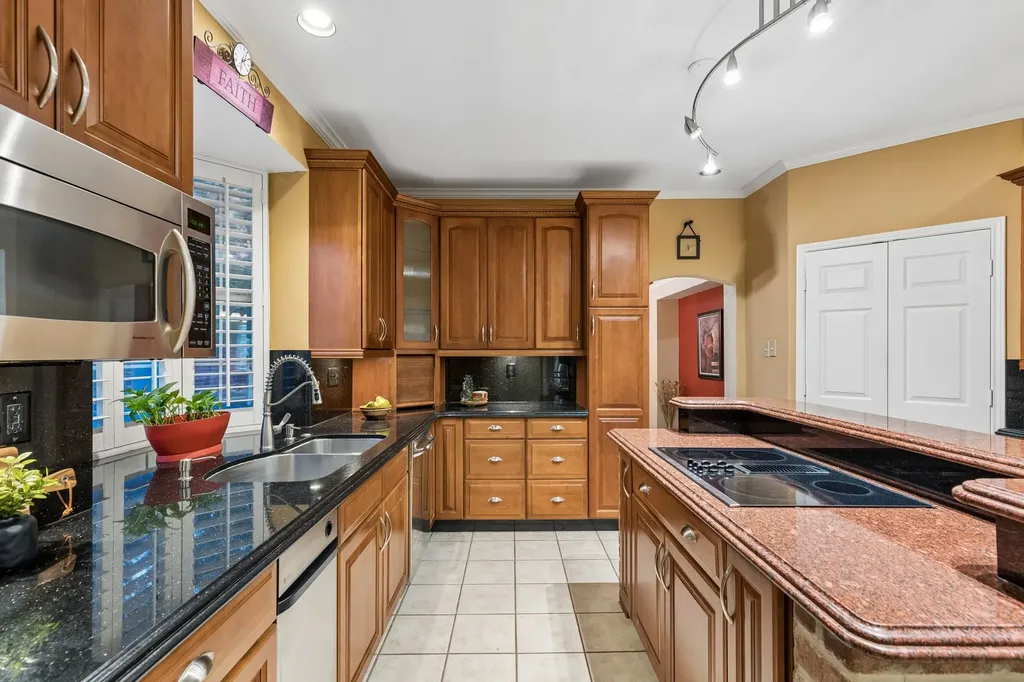 1536 Chester Drive Plano TX 75025