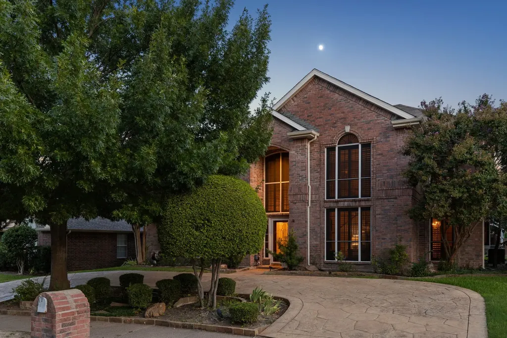 1536 Chester Drive Plano TX 75025