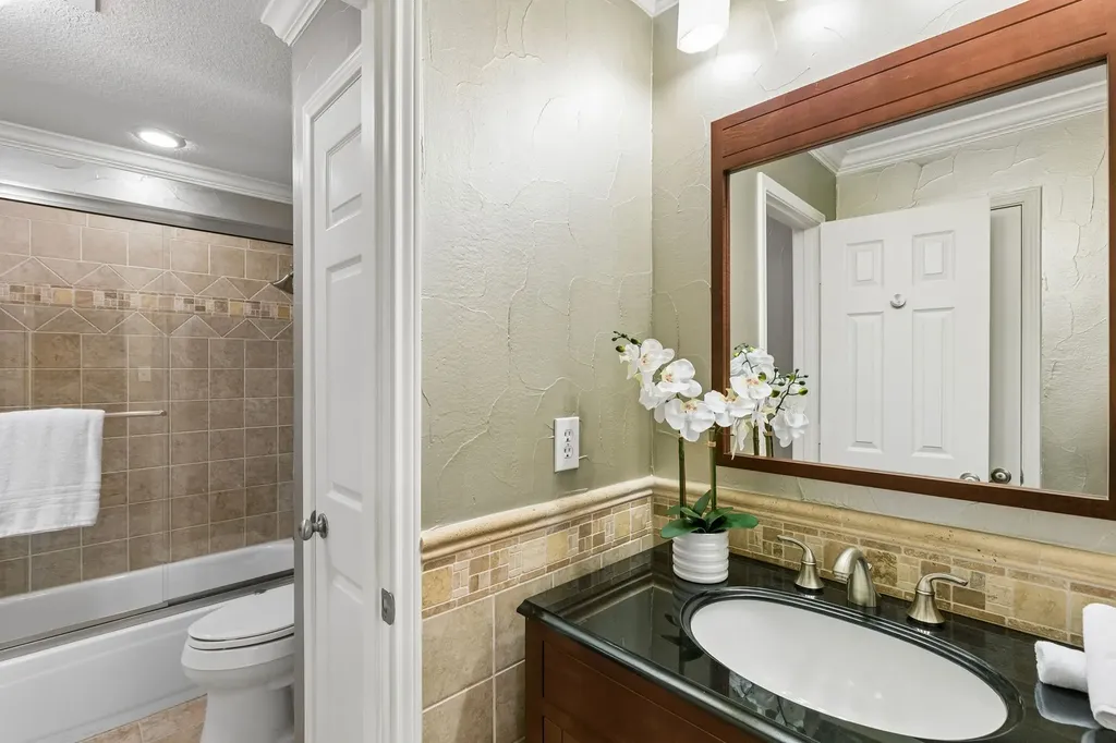 1536 Chester Drive Plano TX 75025