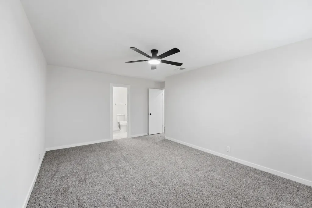 2736 N Saint Augustine Drive Dallas TX 75227