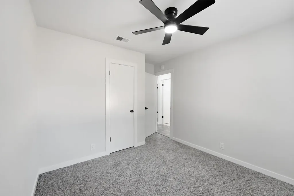 2736 N Saint Augustine Drive Dallas TX 75227