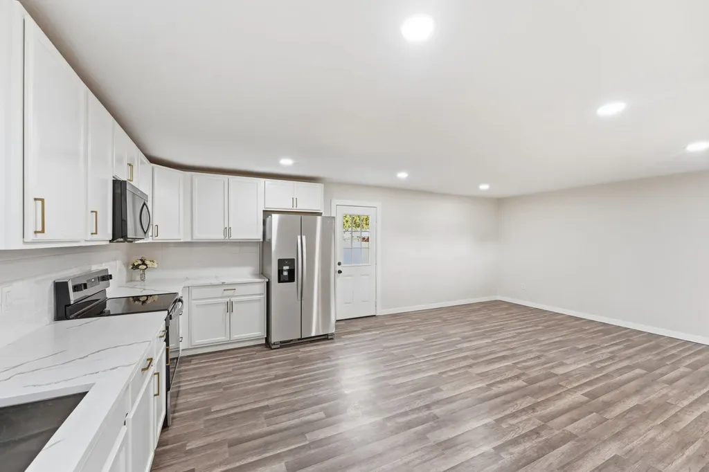 2736 N Saint Augustine Drive Dallas TX 75227