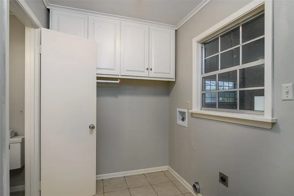 5910 Fern Avenue Shreveport LA 71105