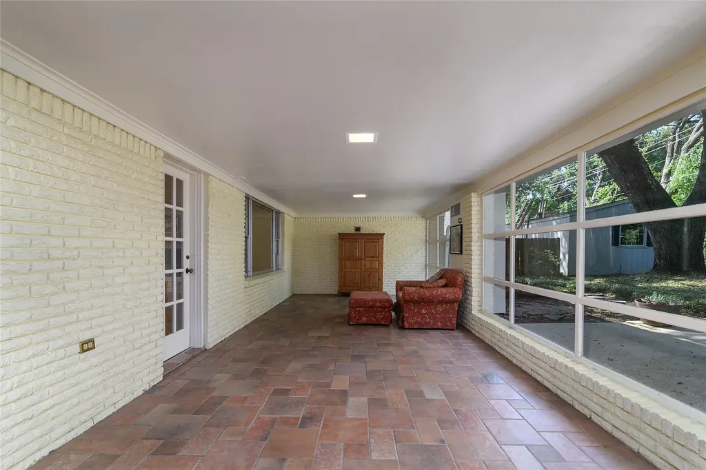 5910 Fern Avenue Shreveport LA 71105