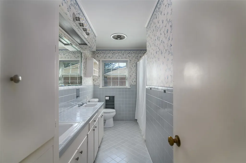 5910 Fern Avenue Shreveport LA 71105