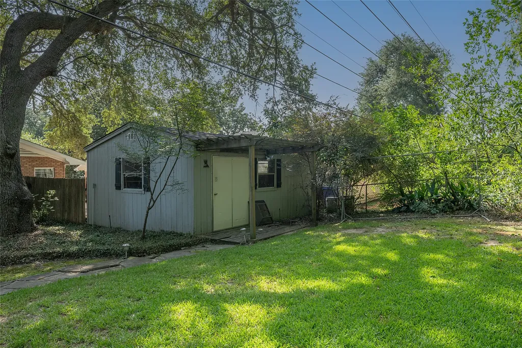 5910 Fern Avenue Shreveport LA 71105