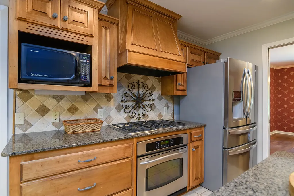 5910 Fern Avenue Shreveport LA 71105