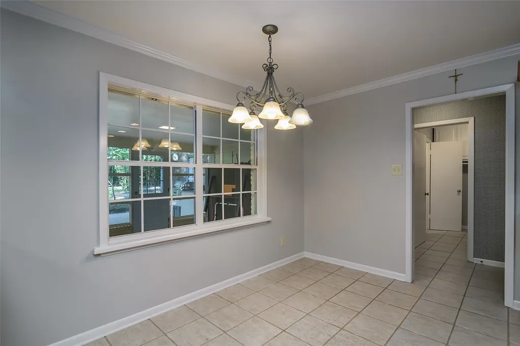 5910 Fern Avenue Shreveport LA 71105